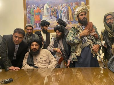 Группировка "Талибан" (запрещенная в России террористическая организация) одержала победу в Афганистане, а поэтому Евросоюзу придется вести с ней диалог, заявил верховный представитель ЕС по иностранным делам и политике безопасности Жозеп Боррель.  "„Тали