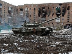 Российский танк с нарисованной на нем буквой 